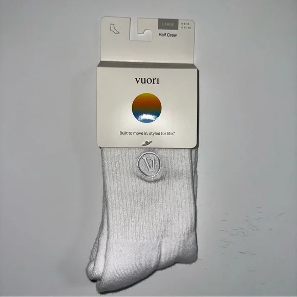 Vuori White crew Socks NWT - Picture 2 of 3